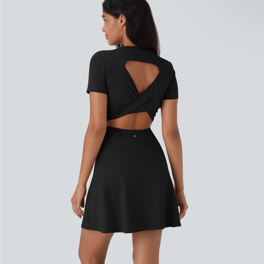 HALARA cut out flare mini active dress
